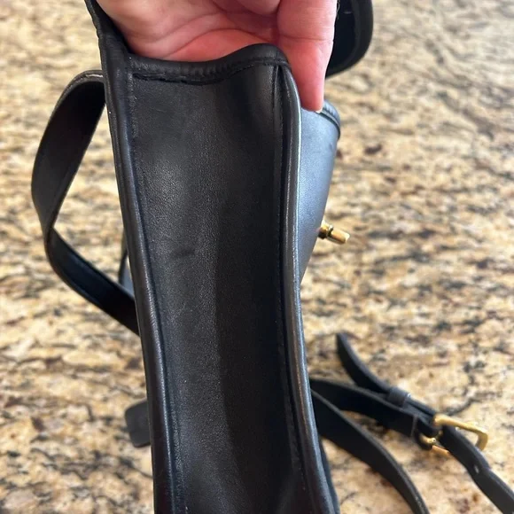 Vintage COACH Side Pack - Picture 7 of 11